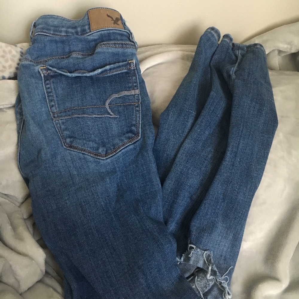 ripped american eagle jeans